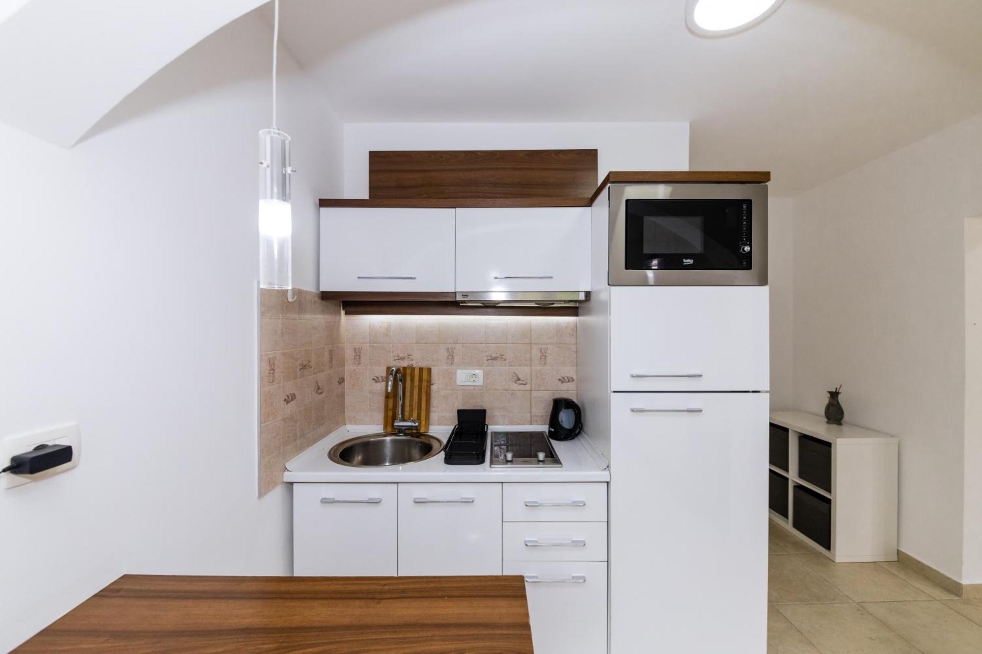 Paunovic Apartments Tivat Exterior photo