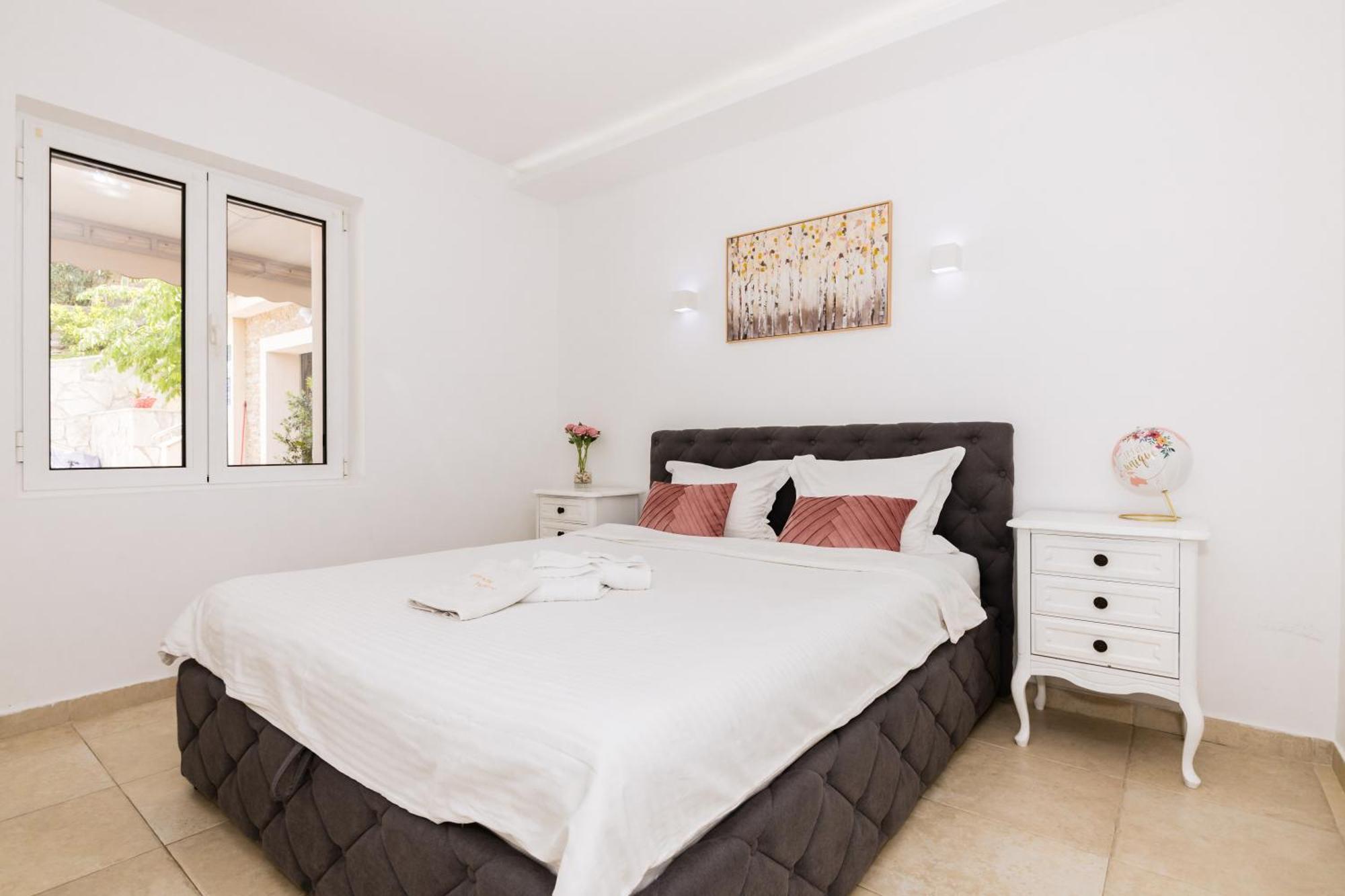 Paunovic Apartments Tivat Exterior photo