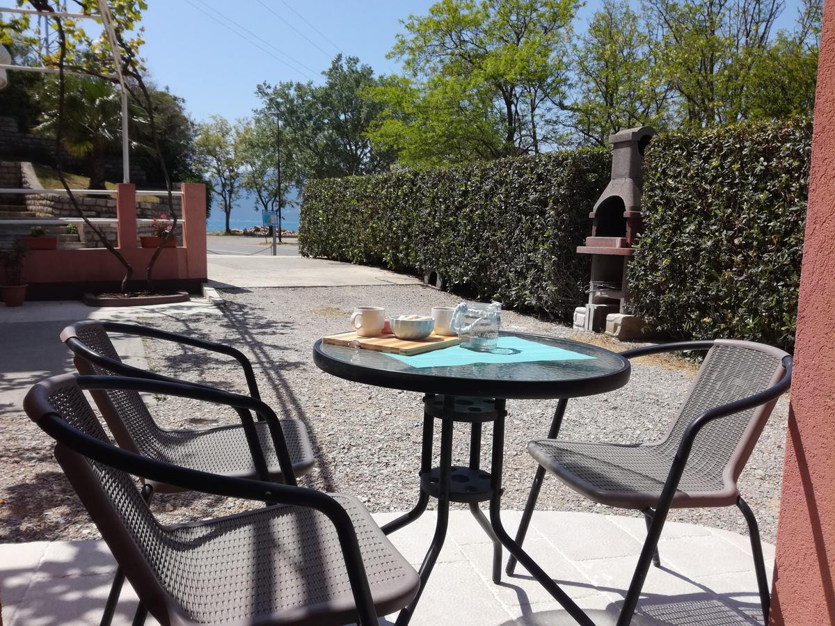 Paunovic Apartments Tivat Exterior photo